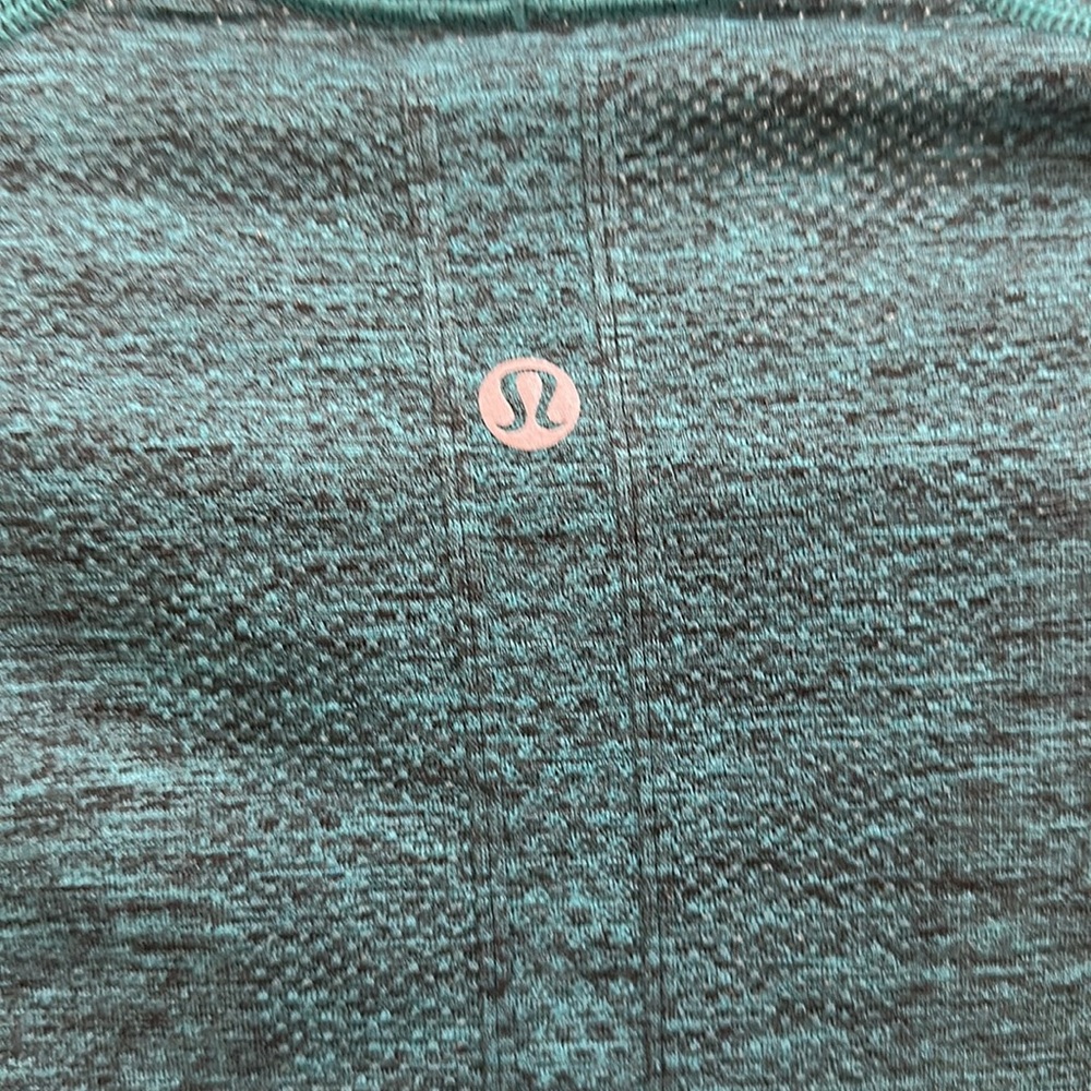 (6079) Lululemon Run: Swiftly Tech Short Sleeve C… - image 8